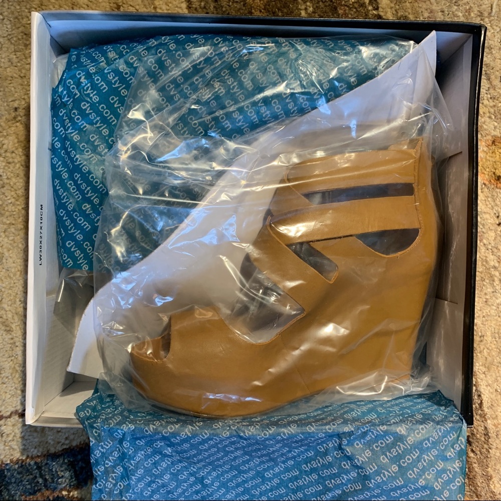 Dolce Vita Jude leather platform wedge NIB - Picture 2 of 5